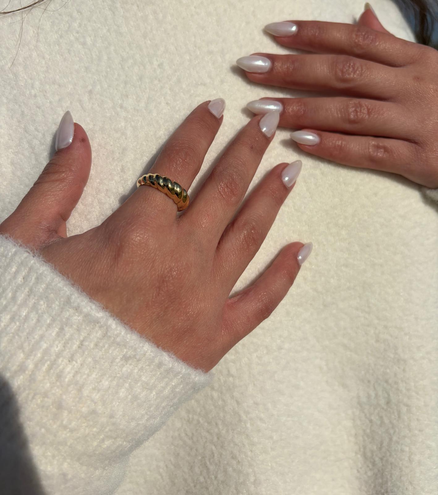 טבעת חצי סלסול