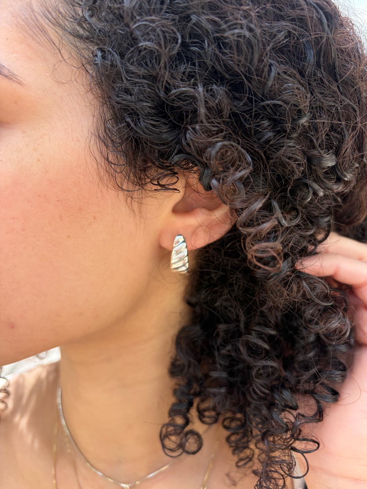 עגילי סלסול