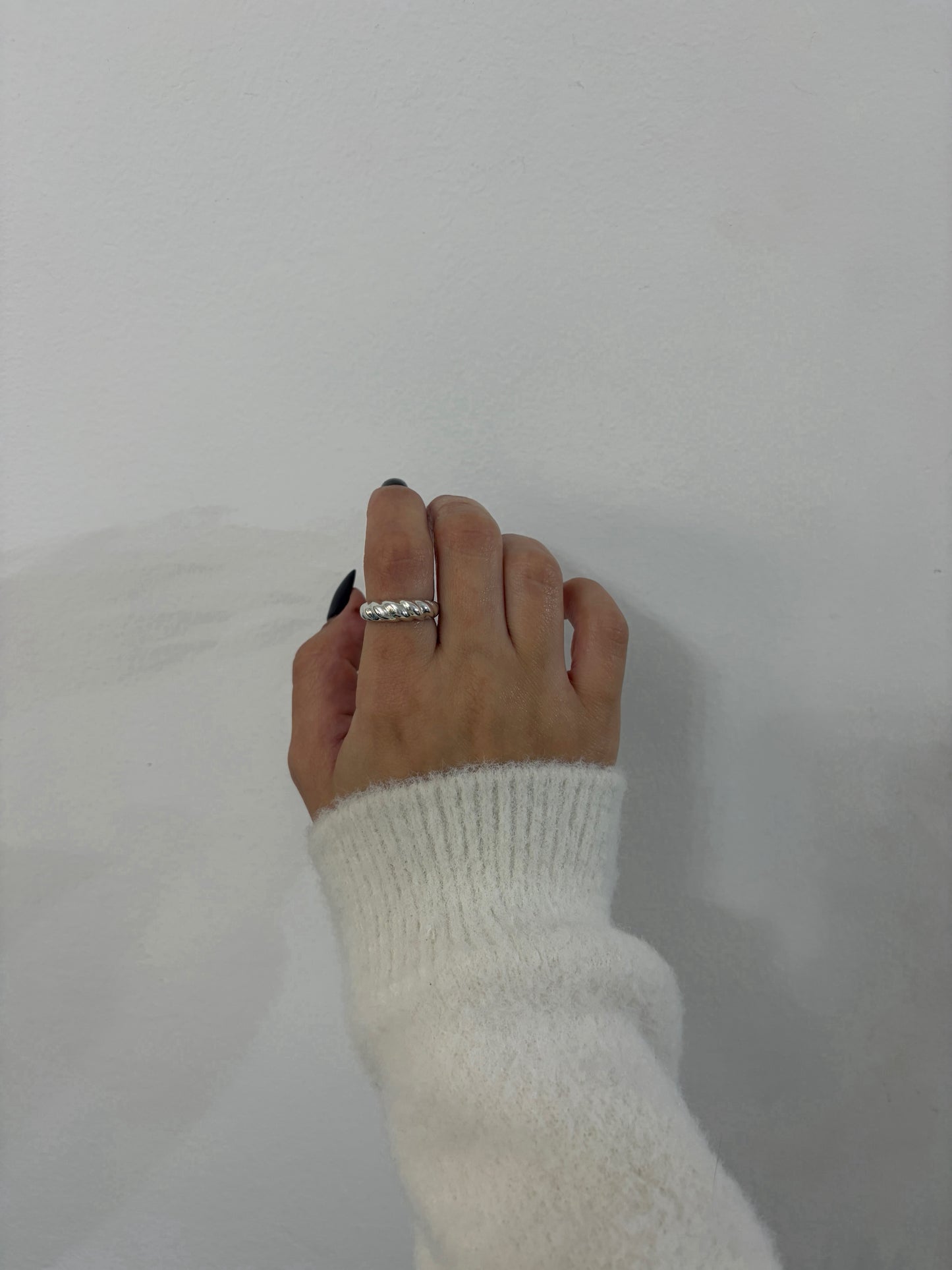 טבעת חצי סלסול